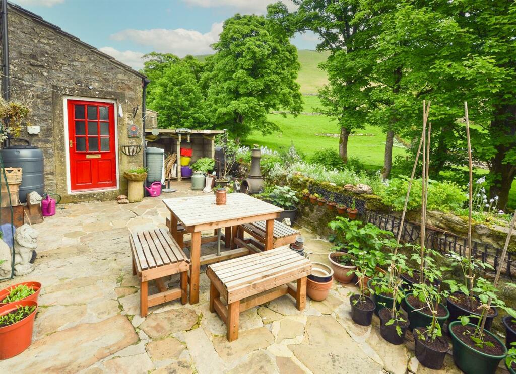 Additional property image - Old Barn Cottage, Buckden, BD23 5JA
