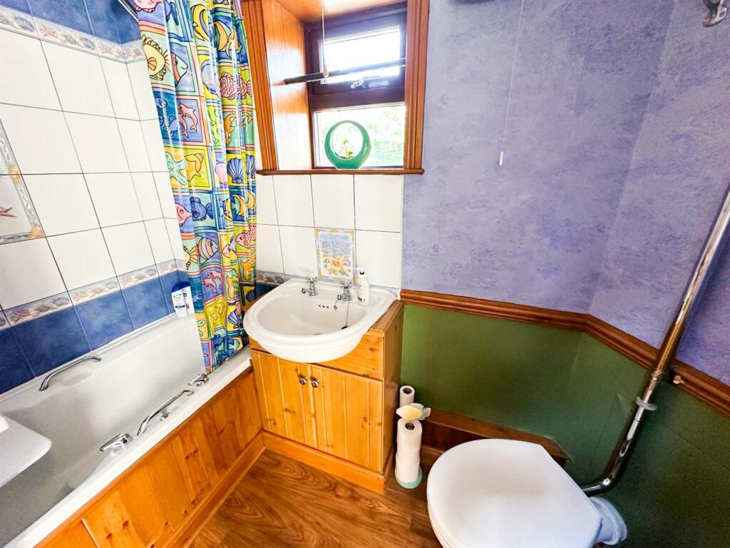Additional property image - Bridge Street, Oakworth