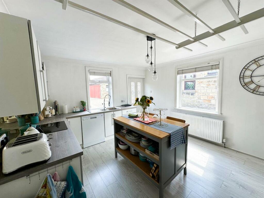 Additional property image - Bridge Street, Oakworth