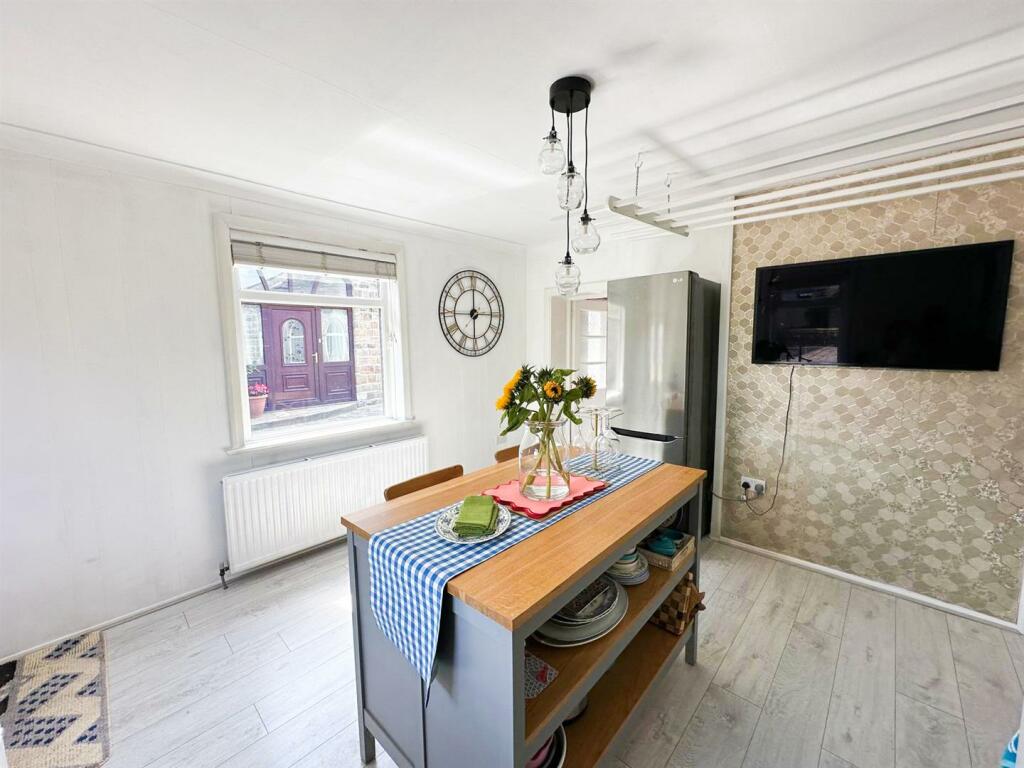 Additional property image - Bridge Street, Oakworth