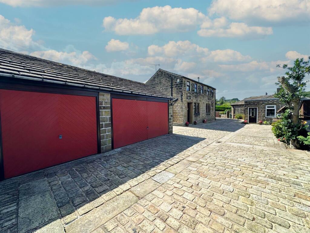 Additional property image - Bridge Street, Oakworth
