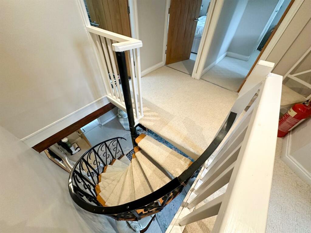 Additional property image - Garrs End Lane, Grassington, Skipton