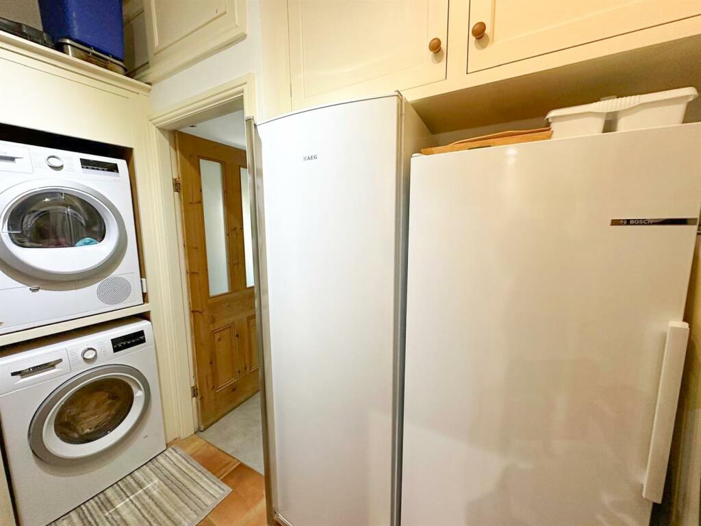 Additional property image - Keighley Road, Steeton,