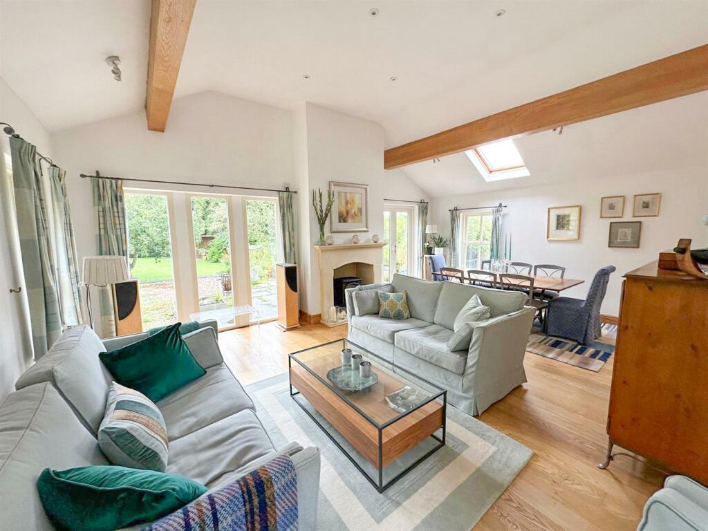 Additional property image - Keighley Road, Steeton,