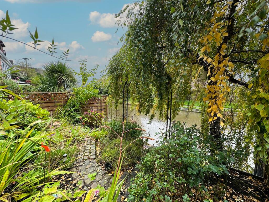 Additional property image - Wharfe Court, Silsden