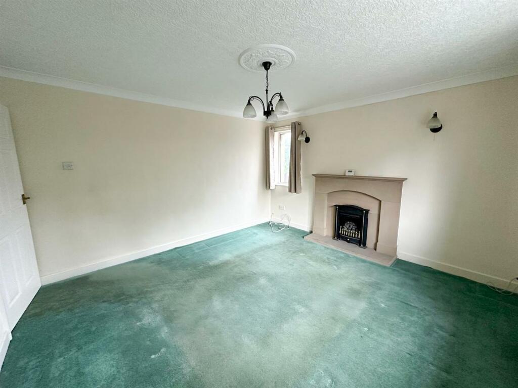 Additional property image - Hainsworth Road, Silsden,