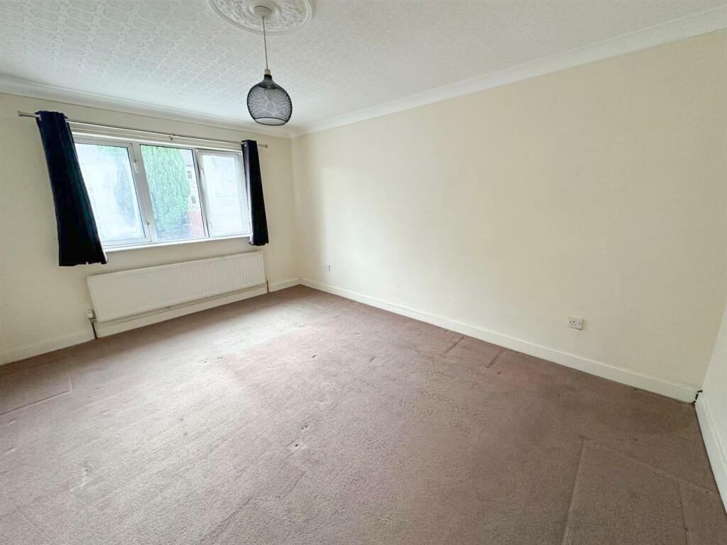 Additional property image - Hainsworth Road, Silsden,