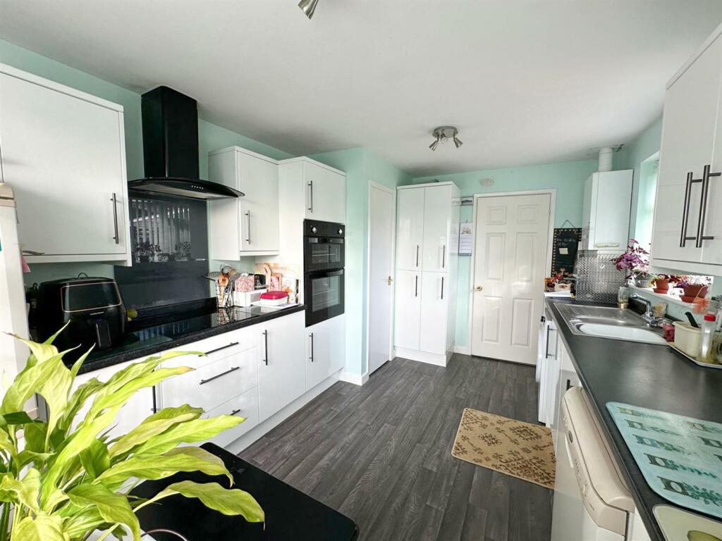 Additional property image - Heber Close, Silsden