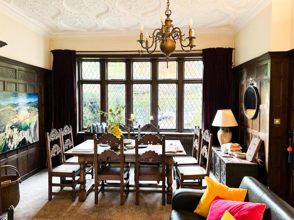 Additional property image - 3 The Lindens, Skipton Road, Utley, Keighley