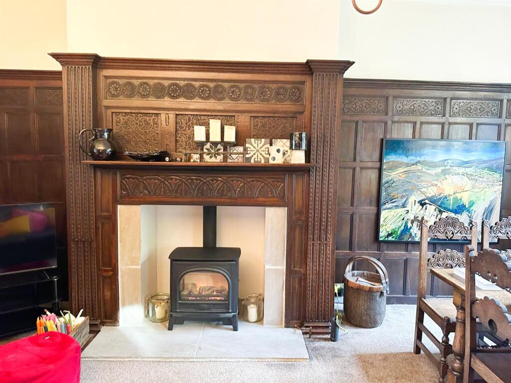 Additional property image - 3 The Lindens, Skipton Road, Utley, Keighley