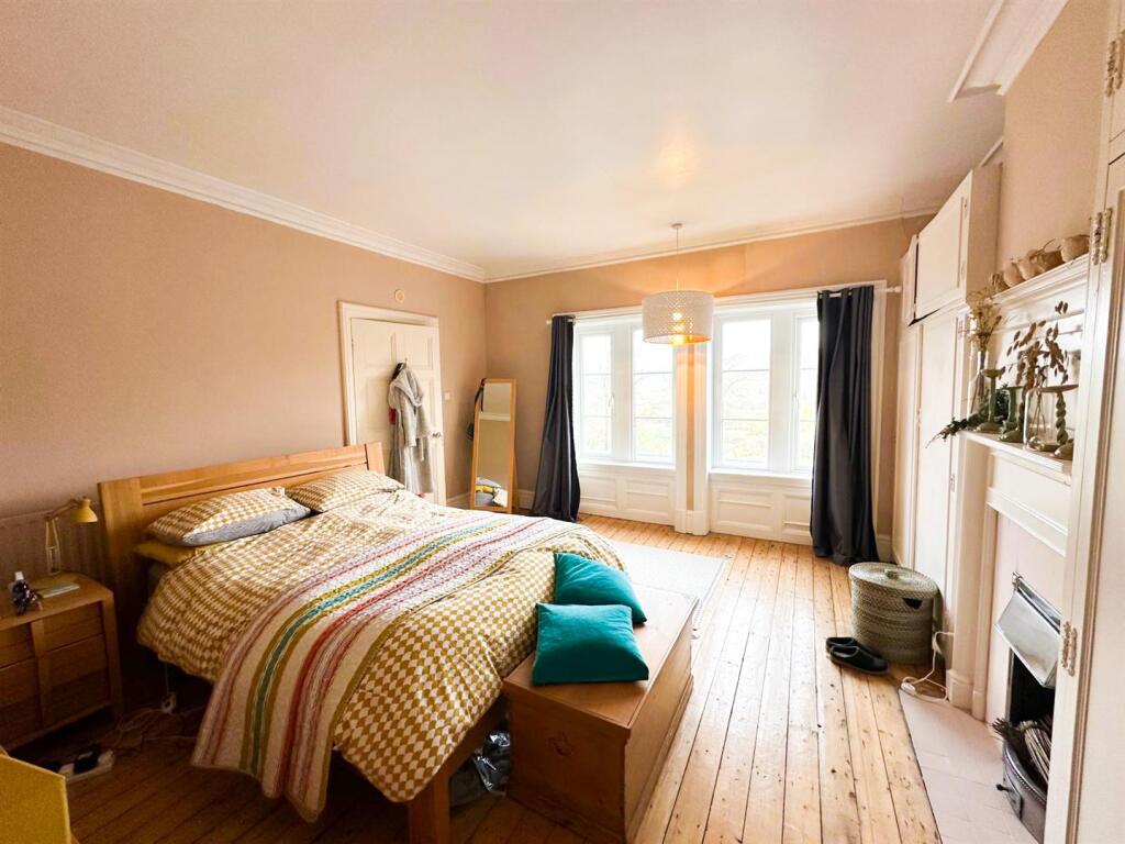 Additional property image - 3 The Lindens, Skipton Road, Utley, Keighley