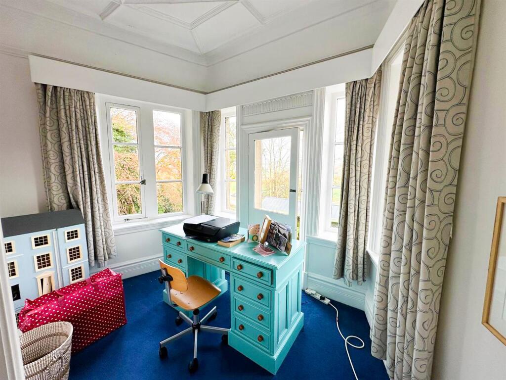 Additional property image - 3 The Lindens, Skipton Road, Utley, Keighley