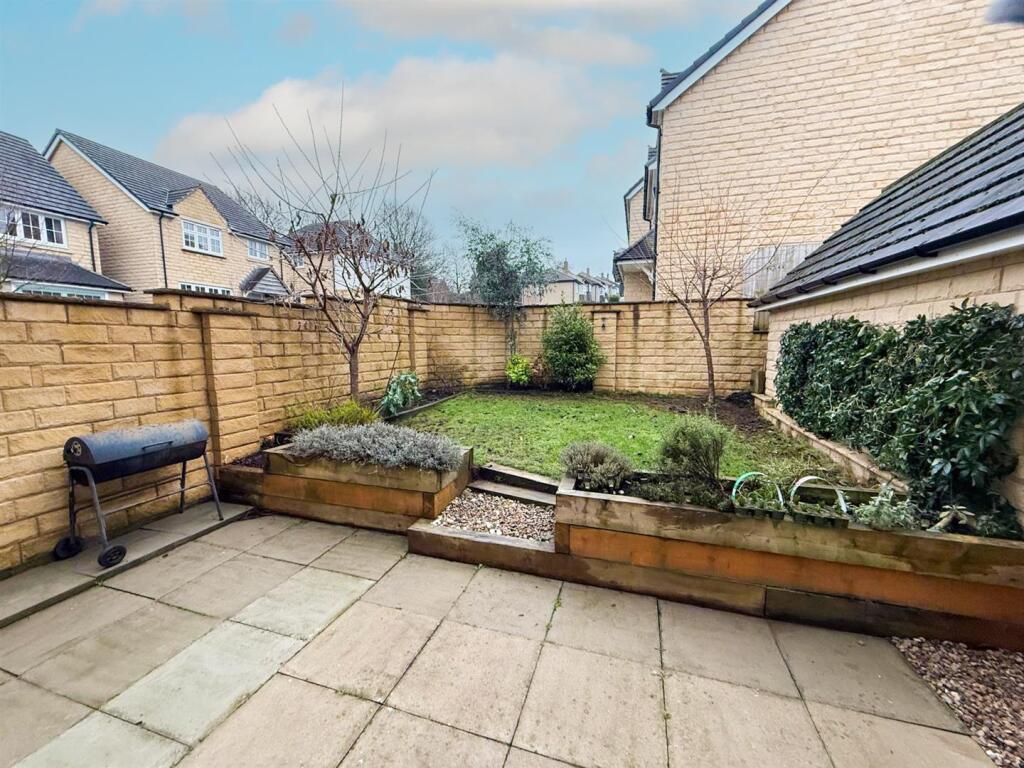 Additional property image - Hawthorne Road, Steeton,