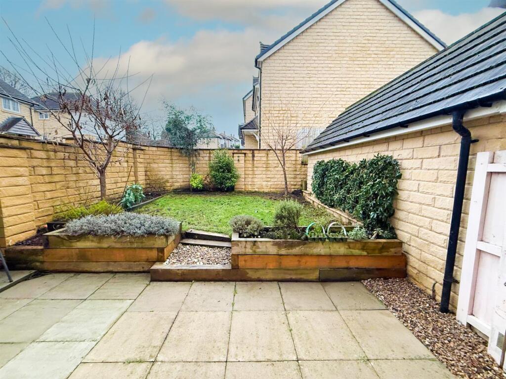 Additional property image - Hawthorne Road, Steeton,