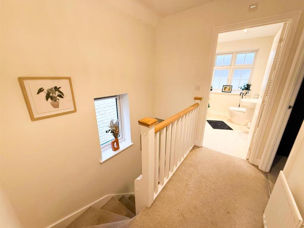 Additional property image - Hawthorne Road, Steeton,