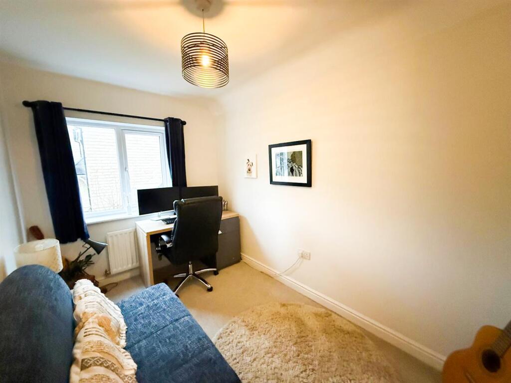 Additional property image - Hawthorne Road, Steeton,