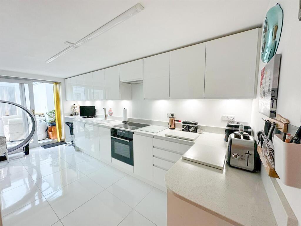 Additional property image - Wharfe Court, Silsden