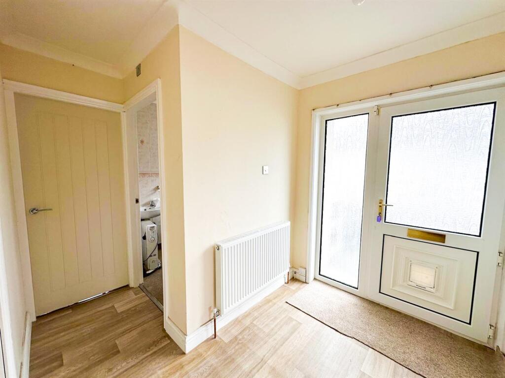 Additional property image - Kings Drive, Bradford
