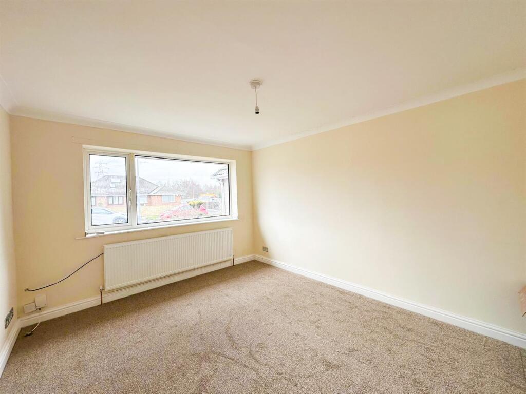 Additional property image - Kings Drive, Bradford