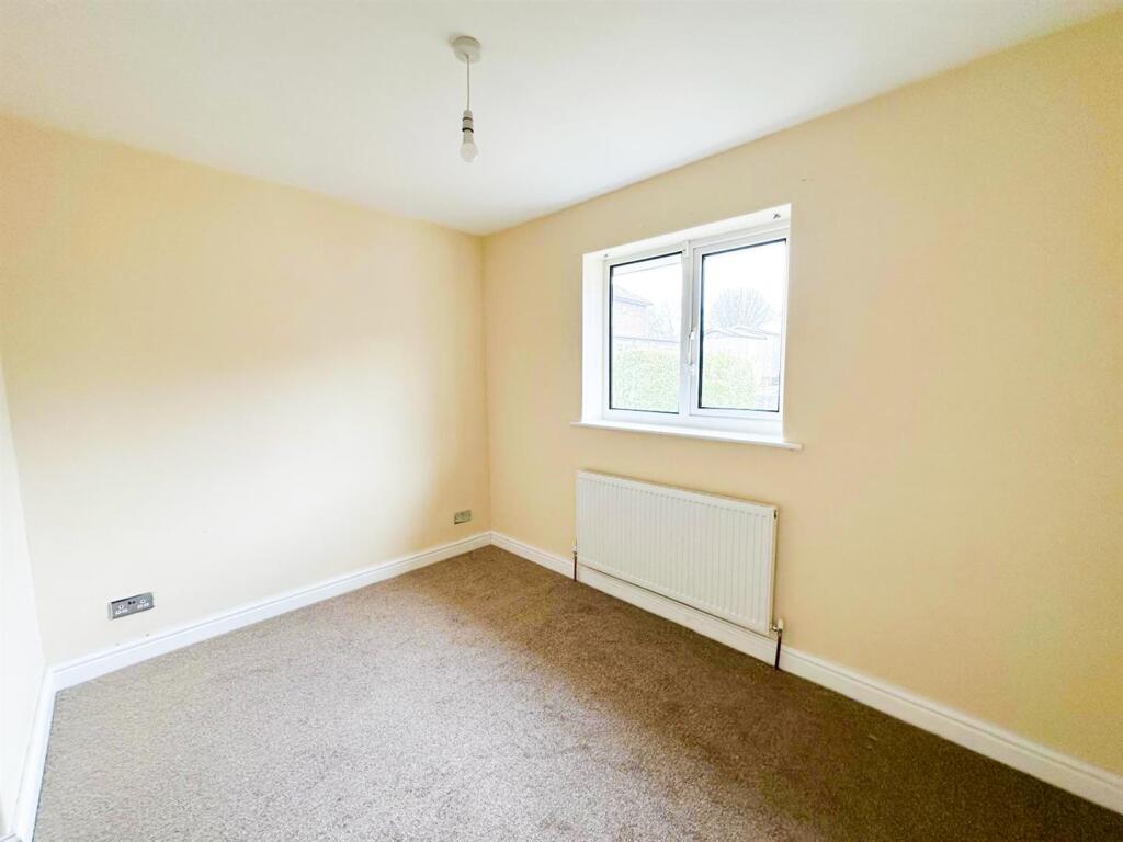 Additional property image - Kings Drive, Bradford