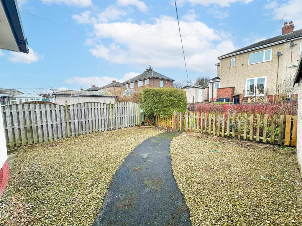 Additional property image - Kings Drive, Bradford