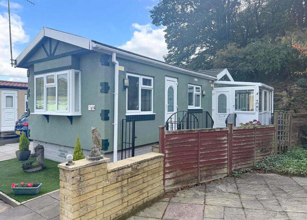 Main image of property: Cringles, Silsden