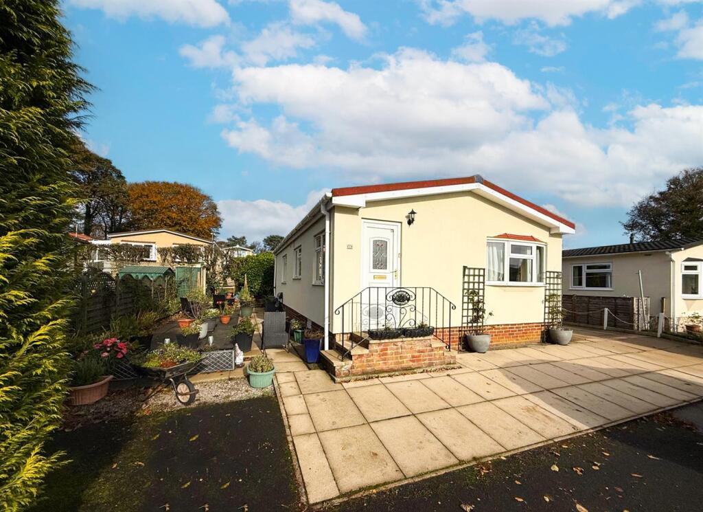 Main image of property: Cringles, Silsden