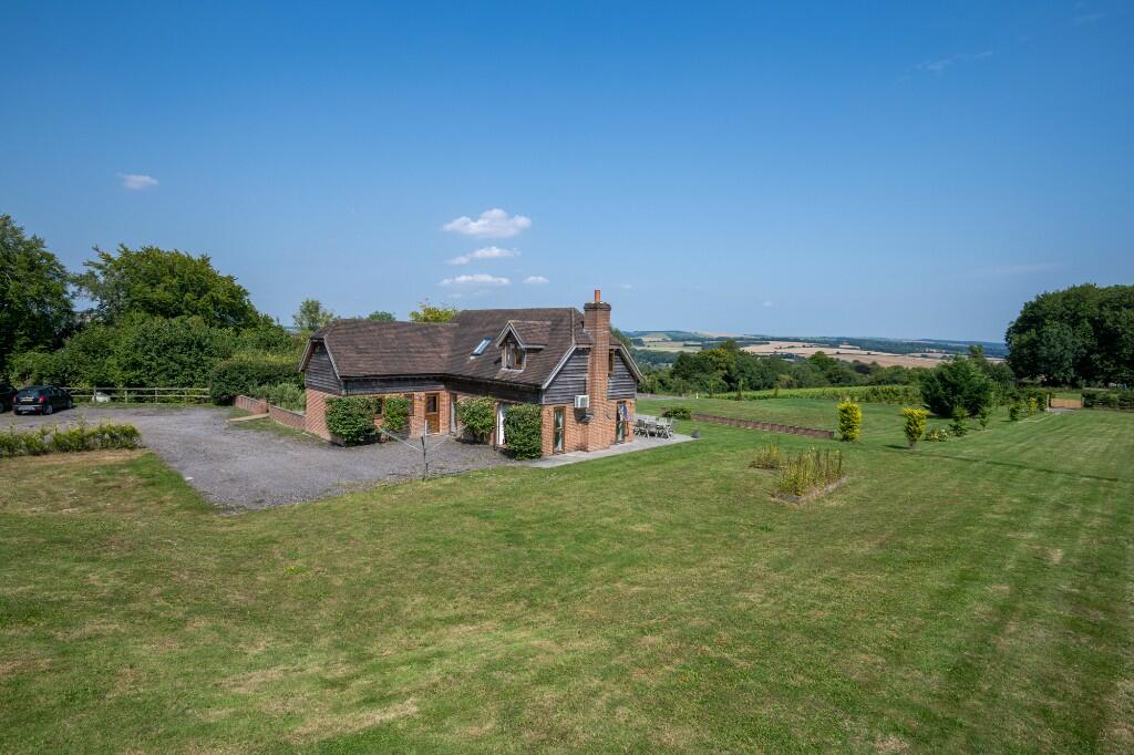 Main image of property: Mayhill Lane, Droxford, SO32