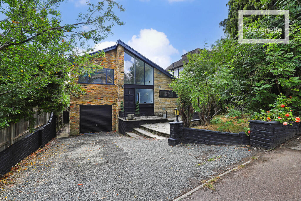 Main image of property: The Avenue, Loughton