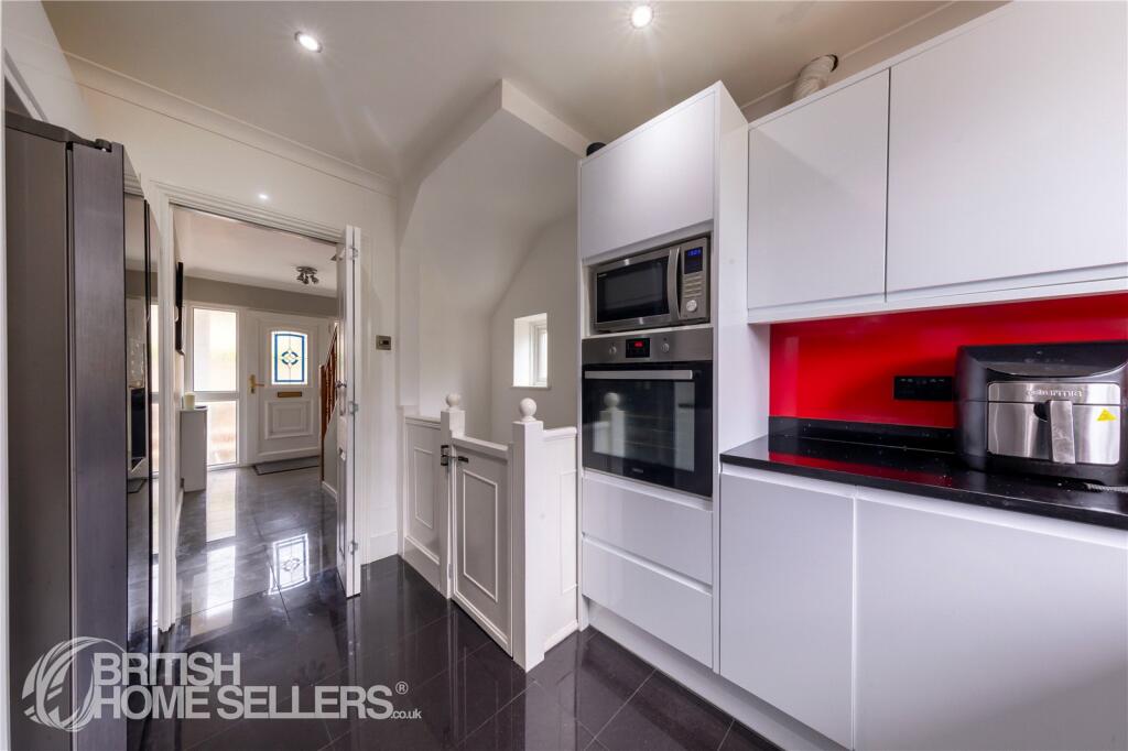 Additional property image - Broom Mead, Bexleyheath, DA6