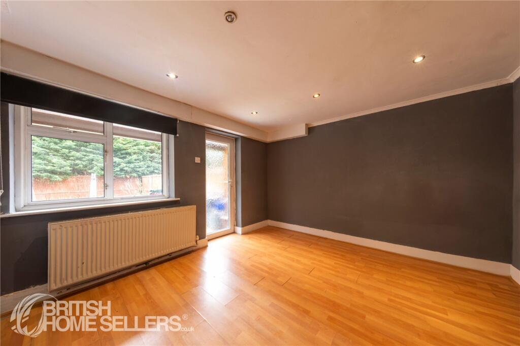 Additional property image - Broom Mead, Bexleyheath, DA6