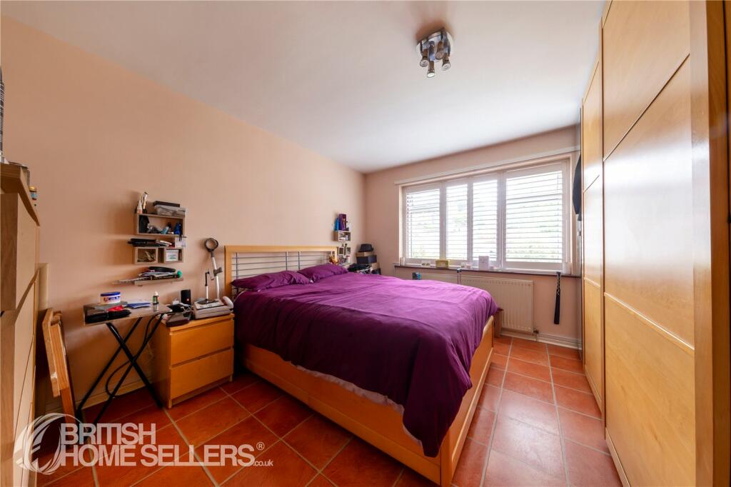 Additional property image - Broom Mead, Bexleyheath, DA6