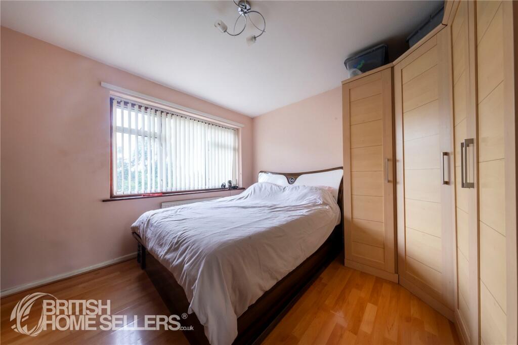 Additional property image - Broom Mead, Bexleyheath, DA6