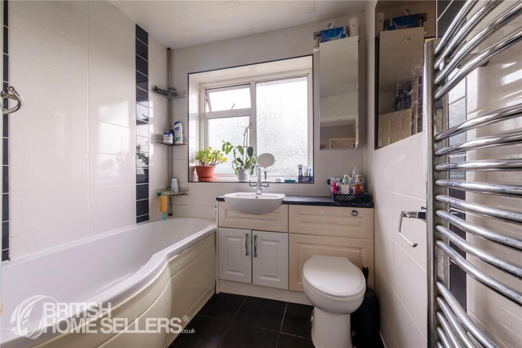 Additional property image - Broom Mead, Bexleyheath, DA6
