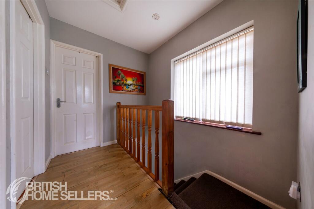 Additional property image - Broom Mead, Bexleyheath, DA6