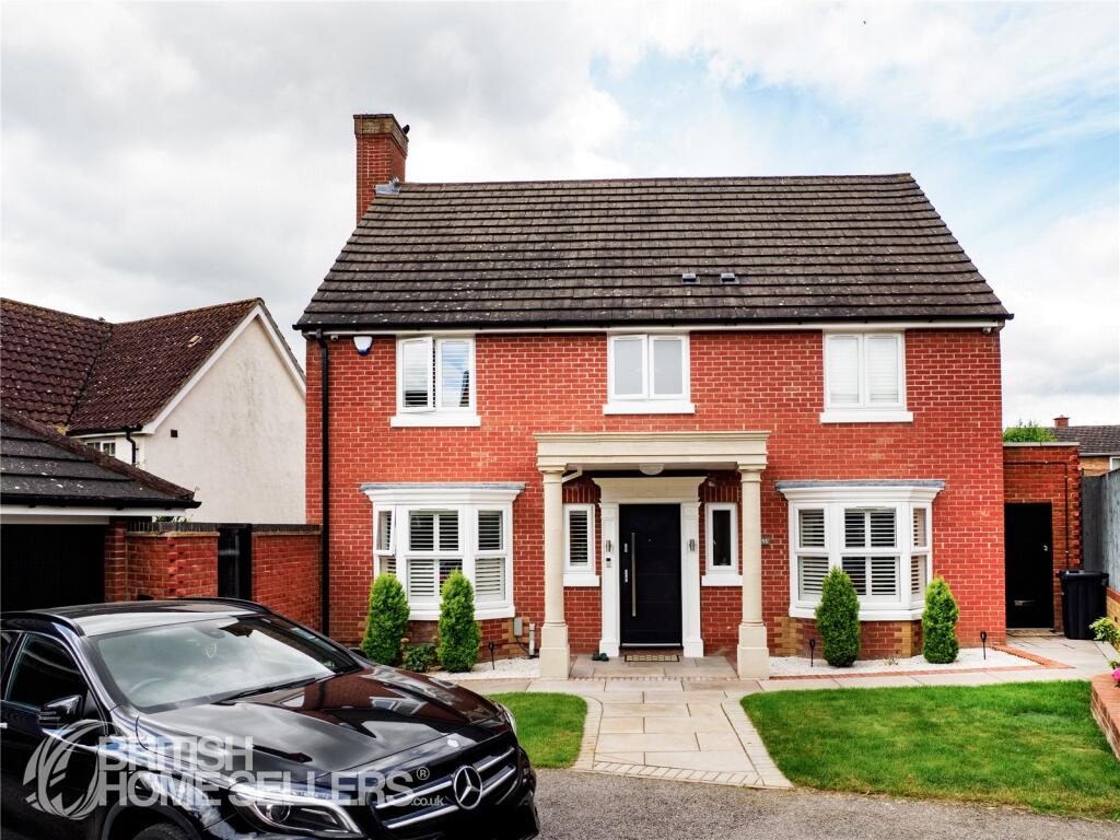 5 bedroom detached house for sale in Church Meadows, Bocking, Braintree, Essex, CM7