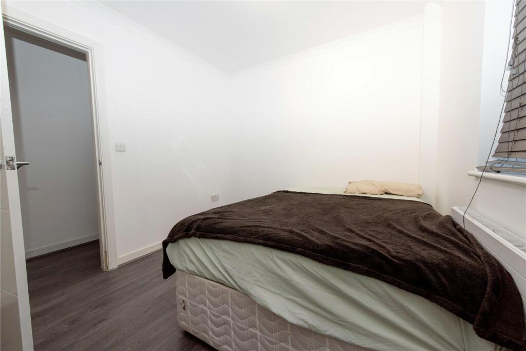 Additional property image - Percival Road, Rugby, Warwickshire, CV22