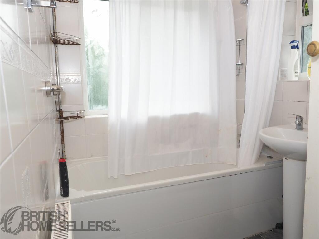 Additional property image - West View, Birmingham, West Midlands, B8
