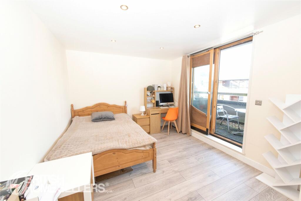 Additional property image - Priory Place, Coventry, West Midlands, CV1