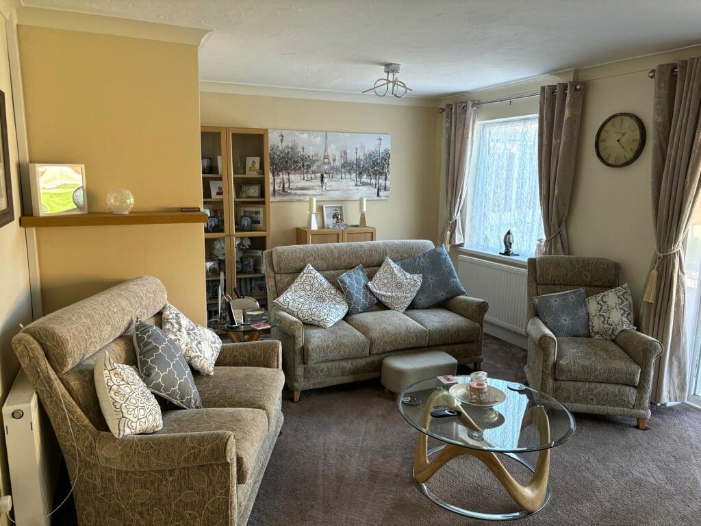 Additional property image - Wade Reach, Walton on the Naze, Essex, CO14