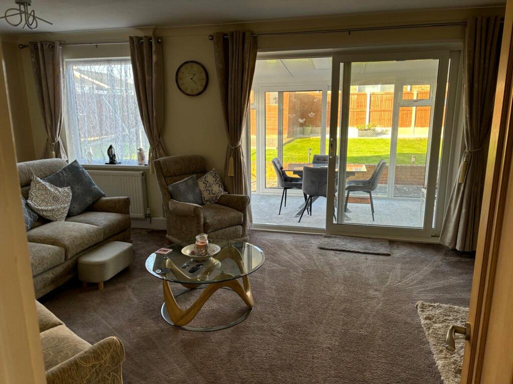 Additional property image - Wade Reach, Walton on the Naze, Essex, CO14