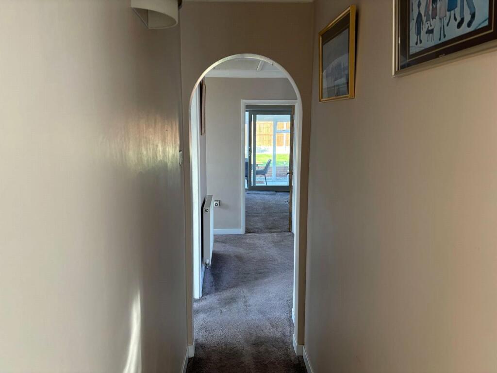Additional property image - Wade Reach, Walton on the Naze, Essex, CO14