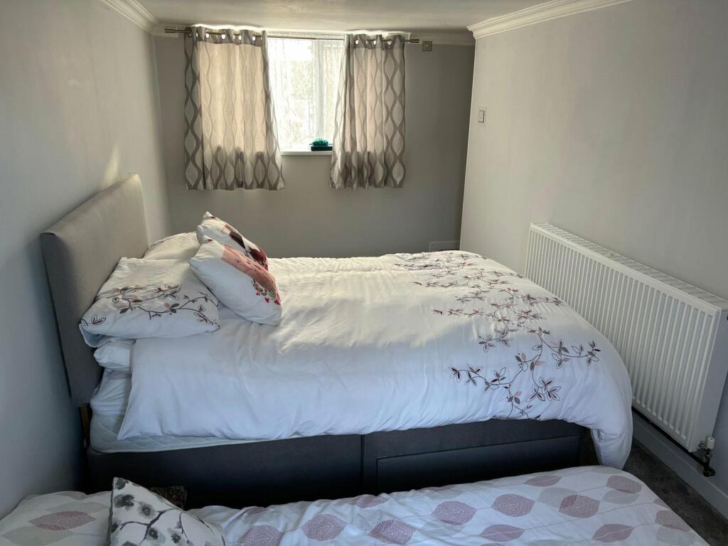 Additional property image - Wade Reach, Walton on the Naze, Essex, CO14