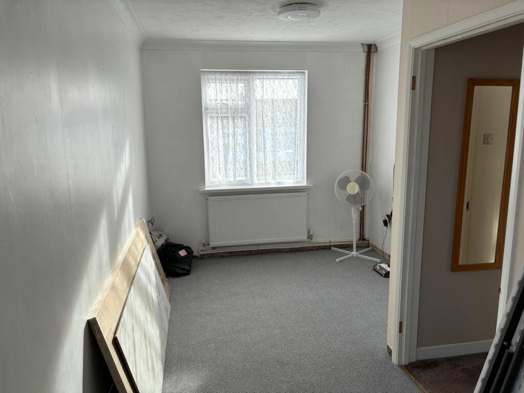 Additional property image - Wade Reach, Walton on the Naze, Essex, CO14