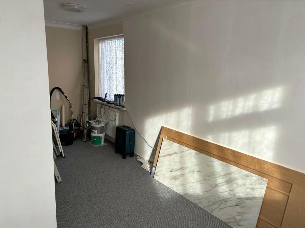 Additional property image - Wade Reach, Walton on the Naze, Essex, CO14