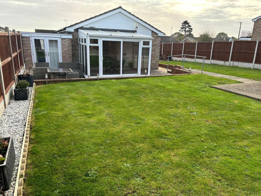 Additional property image - Wade Reach, Walton on the Naze, Essex, CO14