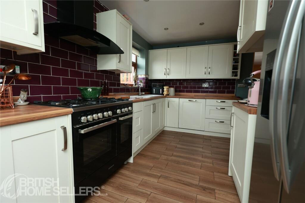Additional property image - Lon-y-Dderwen, Nelson, Treharris, Caerphilly, CF46