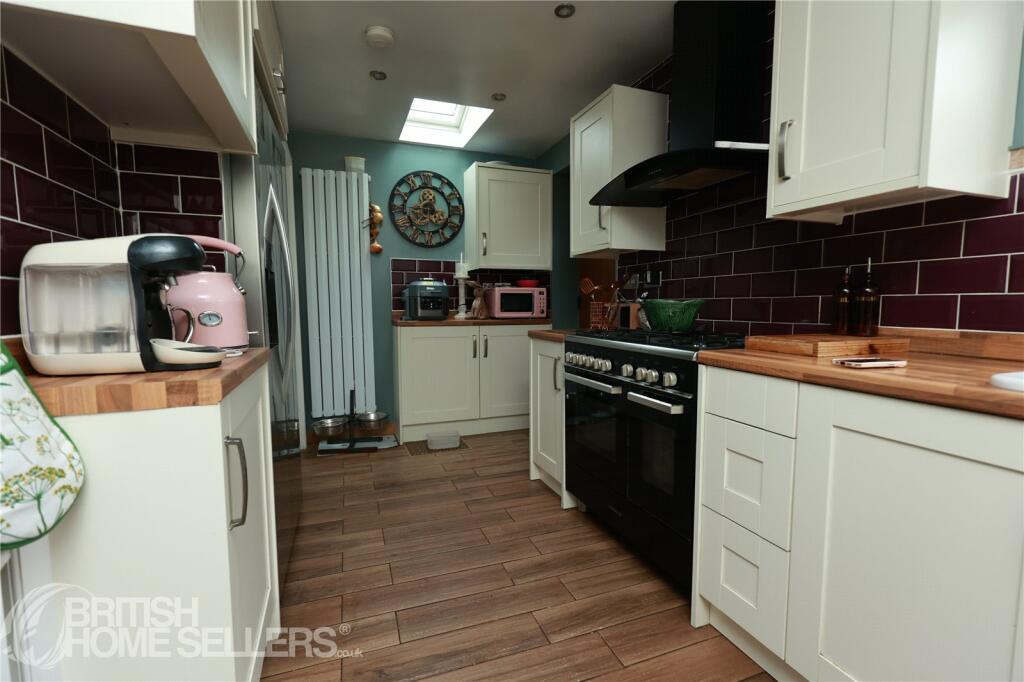 Additional property image - Lon-y-Dderwen, Nelson, Treharris, Caerphilly, CF46