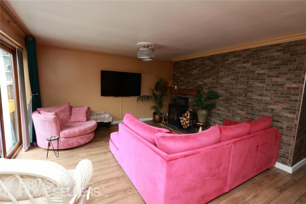 Additional property image - Lon-y-Dderwen, Nelson, Treharris, Caerphilly, CF46