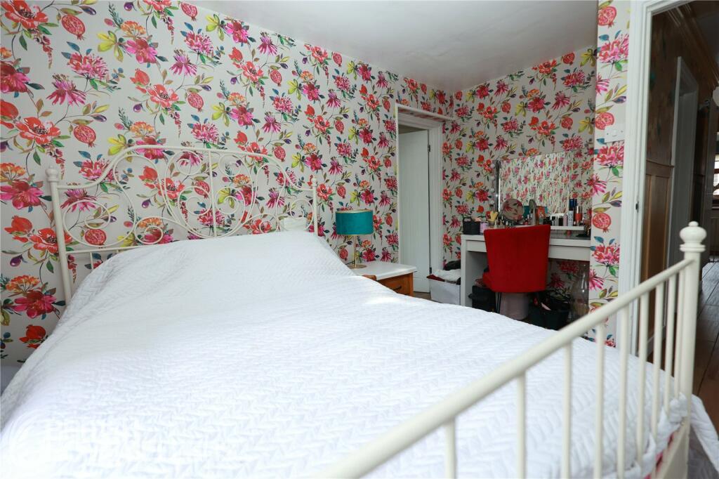 Additional property image - Lon-y-Dderwen, Nelson, Treharris, Caerphilly, CF46